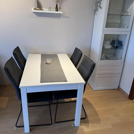 Hanseat I App 79